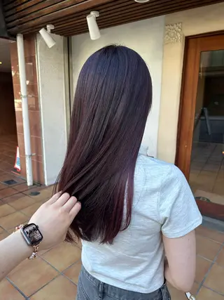 ロング カラー putri 川邉 優花のヘアスタイル