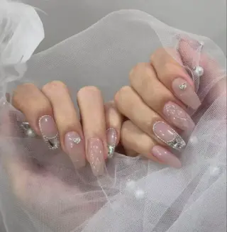 ネイル Oomiya 服部のネイルデザイン