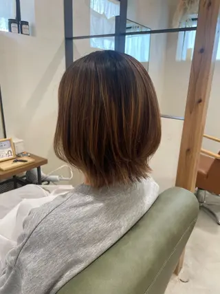 ミディアム 艶感暖色カラー /透明感/瀬戸山舞のヘアスタイル