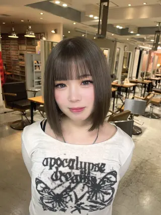 ショート カラー 🦋韓国ヘア💙 RUNAのヘアスタイル