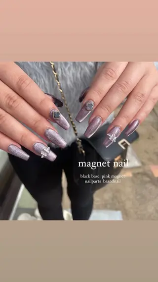 ネイル 佐藤 月衣のネイルデザイン