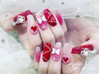 ミディアム cici nailのネイルデザイン