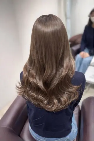 ロング カラー LOUIMADNA栄所属・LOUIMADNA Haruna️️꙳⟡のヘアスタイル