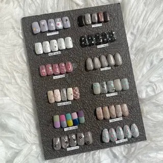 ネイル S LOUNGE NAIL所属・パーツたくさん🍓 SUMIのネイルデザイン