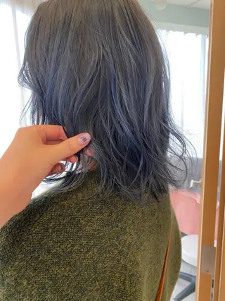 ミディアム カラー 艶髪/モテヘア🎀 MIHOのヘアスタイル