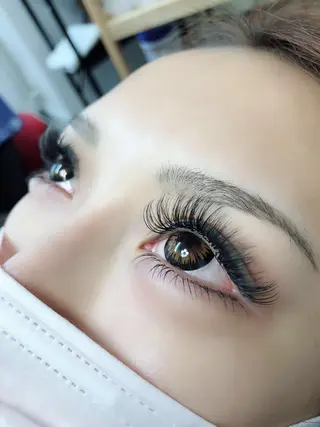 林 萌えのマツエク・マツパデザイン