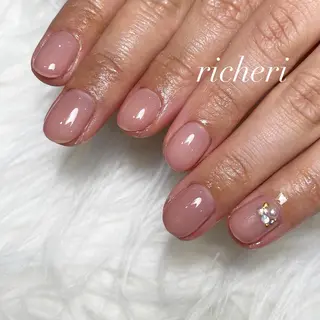 ミディアム ネイル richeri beautyのネイルデザイン