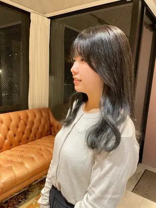 セミロング 永宮 采佳のヘアスタイル