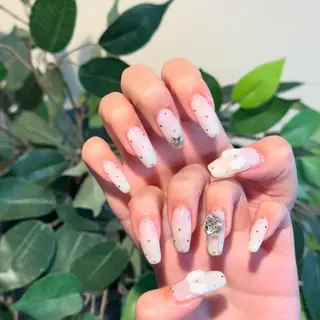 ネイル ☁️BLITZ 🎀笠原雪音🎀のネイルデザイン