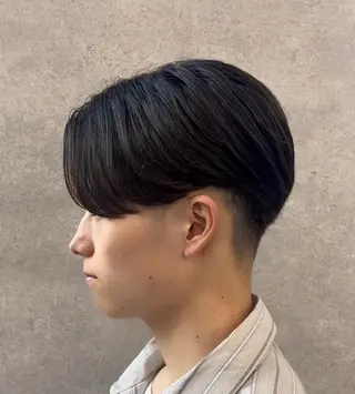 ショート メンズ センターパート マスターかずまのヘアスタイル