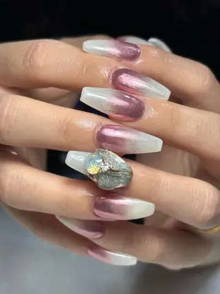 ネイル ✴︎ Delightのネイルデザイン