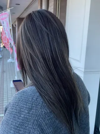 ロング GLITTER赤塚店所属・GLITTER ハイ トーン🎀北野佑季のヘアスタイル