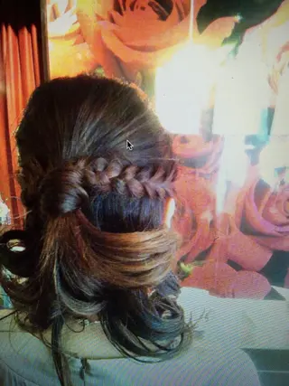 セミロング ヘアアレンジ 田畑 福恵のヘアスタイル