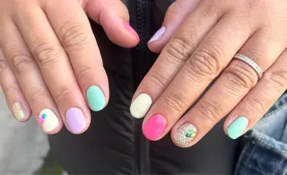 ネイル Atelier Leaf《ｱﾄﾘｴﾘｰﾌ》所属・Atelier Leafのネイルデザイン