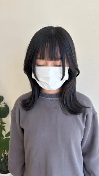 ミディアム 能勢 莉里花のヘアスタイル