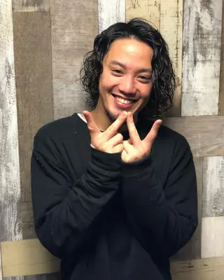 ミディアム パーマ spaski所属・メンズ特化型/永井 友貴のヘアスタイル