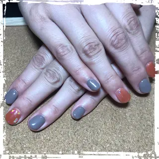 ネイル ECLAT エクラ所属・寺山 千鶴のネイルデザイン