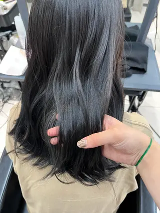 カラー 顔まわり/ボブウルフ 🤍愛唯(めい)のヘアスタイル