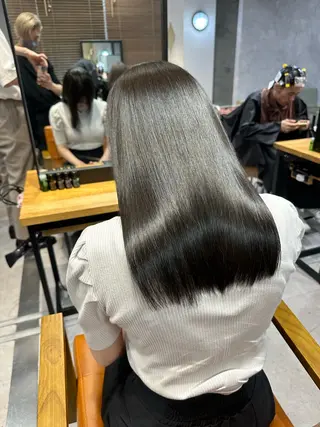 ロング カラー RAF TOKYO所属・10月限定モニター 髪質改善美髪矯正のヘアスタイル