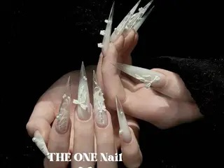 ネイル The oneアオイ アオイのネイルデザイン