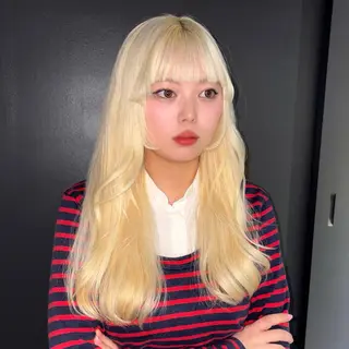 ロング カラー ★デザインカラー ハイトーン ももか★のヘアスタイル