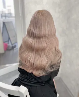 セミロング カラー ヘアアレンジ メンズ のん🎀ハイトーン/ レイヤーカット🐳のヘアスタイル