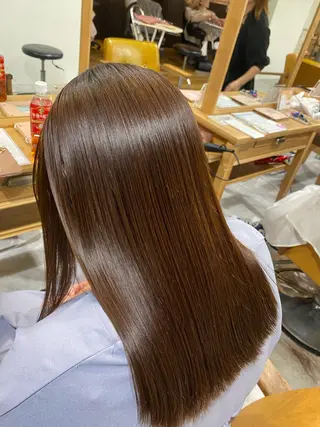 ロング 韓国風レイヤー× くびれヘア艶髪のヘアスタイル