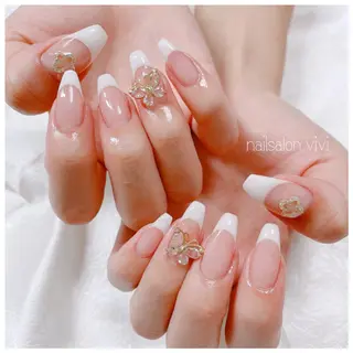 ネイル ＶＩＶＩ nailsalonのネイルデザイン