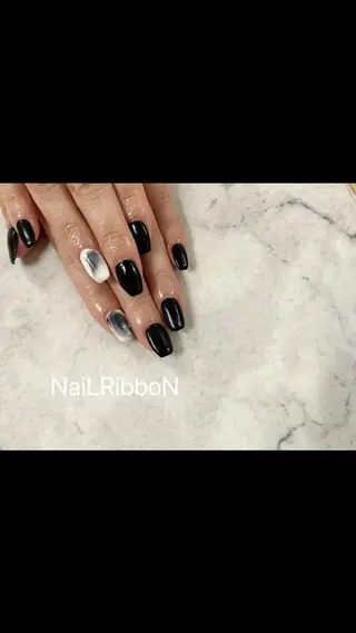 ネイル ネイルリボン 受付スタッフのネイルデザイン