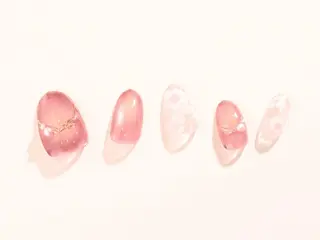 ネイル Tiary Nail Fのネイルデザイン