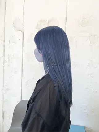 ロング カラー ハイトーン🦢 Natsumiのヘアスタイル