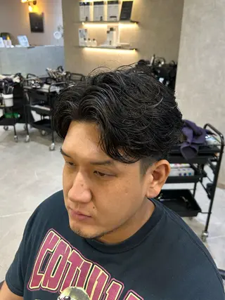 パーマ メンズ フラッグヘアー天神西通り店所属・flag hair レイナのヘアスタイル