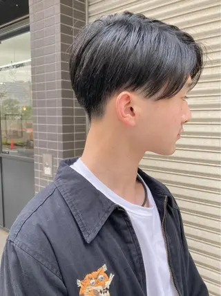 ショート メンズ 松岡 俊輔のヘアスタイル