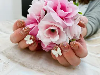 ネイル Can I Dressy  溝ノ口店所属・F. Neneのネイルデザイン