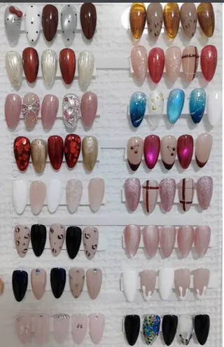 ネイル モニカネイルサロン 松戸店所属・小島 千尋のネイルデザイン