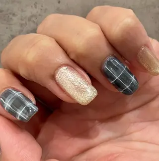 ネイル Seemly 千田町店所属・フラワーパラジェル 🌸シームリーエミのネイルデザイン