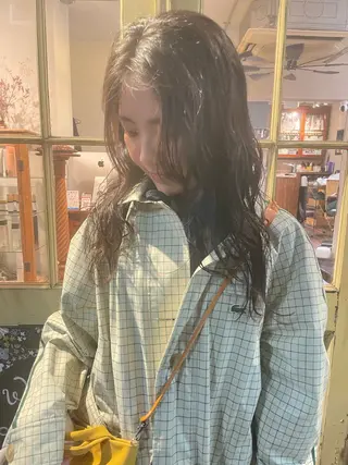 ロング KURIA‪‪*⋆ஐ ブリーチ/韓国ヘアのヘアスタイル