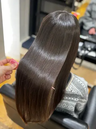 ロング 鈴木 愛華のヘアスタイル