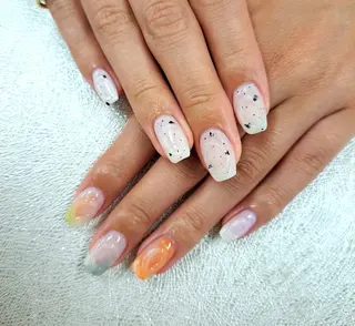 ネイル 河野ちえ (雑誌掲載サロン)のネイルデザイン