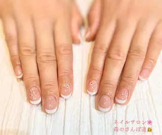 ネイル 森のさんぽ道所属・ショートネイル 森のさんぽ道のネイルデザイン