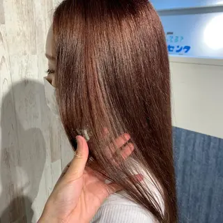 ロング 伊藤 真生のヘアスタイル