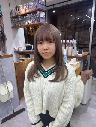 セミロング カラー 新宿 似合わせカラー HINAのヘアスタイル