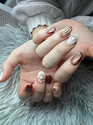 ネイル シェヌネイル JURAのネイルデザイン