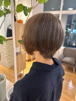 ショート Ley所属・松浦 麻衣のヘアスタイル