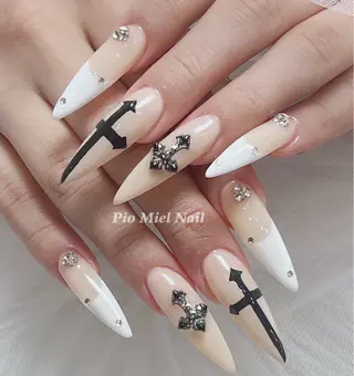 ネイル Pio Mielのネイルデザイン