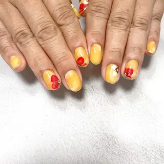 ネイル ステラ marikominoのネイルデザイン