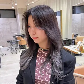 セミロング 韓国🇰🇷透明感 ERIのヘアスタイル