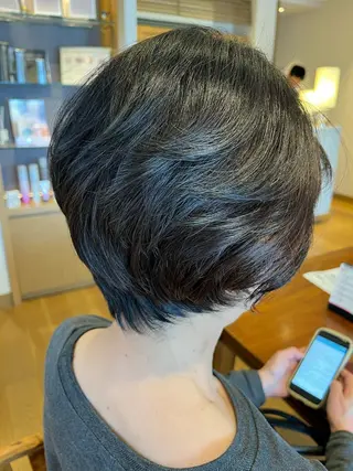 ショート カラー Amano Yukaのヘアスタイル