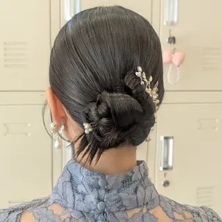 ミディアム ヘアアレンジ 彩桜/艶カラー/小顔 に見せるカット✂のヘアスタイル