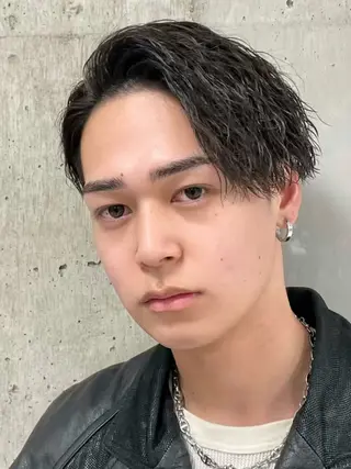 ショート カラー パーマ ヘアアレンジ メンズ 亀井隆汰/メンズ専門 パーマ特化美容師のヘアスタイル